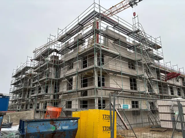 Lešenie na novostavbe – GerüstBau JS (8)
