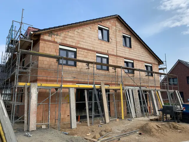 Lešenie na novostavbe – GerüstBau JS (104)